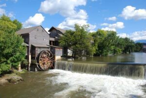 the old mill in pigeon forge