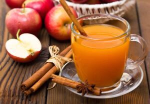 hot apple cider with cinnamon