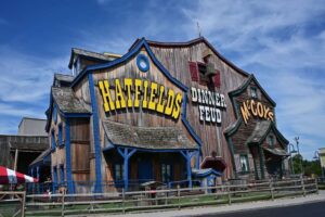 Hatfield & McCoy Dinner Feud exterior