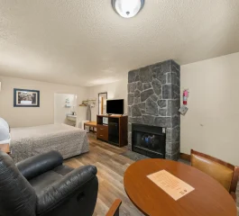 061-2795-Parkway-Pigeon-Forge-TN-60