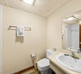 086-2795-Parkway-Pigeon-Forge-TN-85 copy