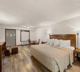 102-2795-Parkway-Pigeon-Forge-TN-101 copy